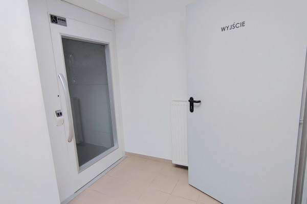 Kielce, Czarn&oacute;w, Hoża, KIELCE, UL. HOŻA | 652,66m&sup2; | 3 KONDYGNACJE | WINDA | DUŻY POTENCJAŁ