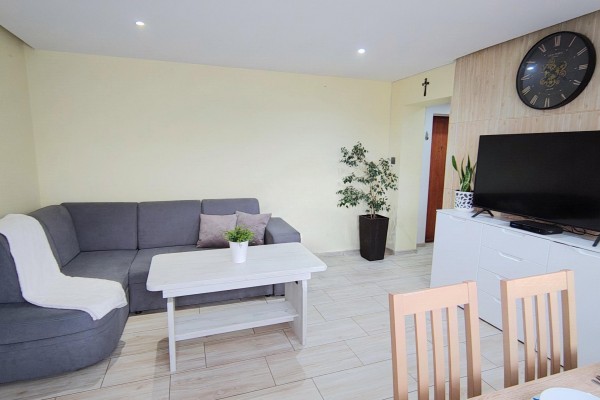 Kielce, Centrum, Panoramiczna, 3-pokojowe mieszkanie w centrum Kielc|50,01 m&sup2;|ul. Panoramiczna|Loggia