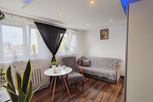 Kielce, Centrum, Panoramiczna, 3-pokojowe mieszkanie w centrum Kielc|50,01 m&sup2;|ul. Panoramiczna|Loggia