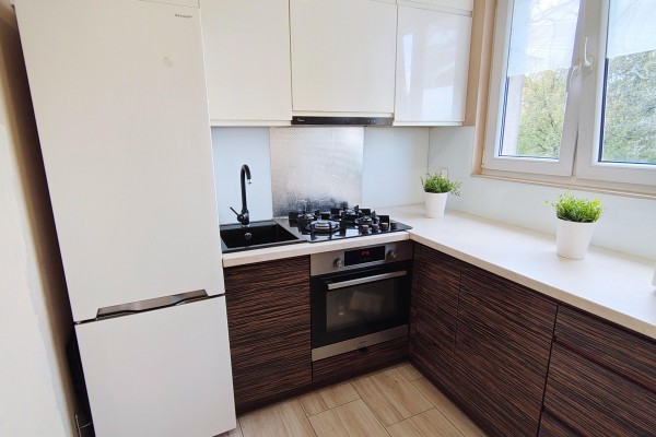 Kielce, Centrum, Panoramiczna, 3-pokojowe mieszkanie w centrum Kielc|50,01 m&sup2;|ul. Panoramiczna|Loggia