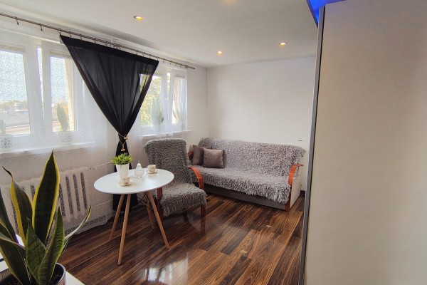 Kielce, Centrum, Panoramiczna, 3-pokojowe mieszkanie w centrum Kielc|50,01 m&sup2;|ul. Panoramiczna|Loggia