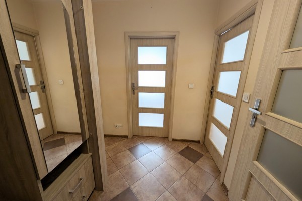 Kielce, Centrum, Chęcińska, 3 pokoje na wynajem Kielce Chęcińska 2015 rok loggia