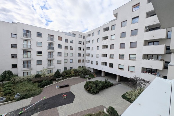 Kielce, Centrum, Chęcińska, 3 pokoje na wynajem Kielce Chęcińska 2015 rok loggia