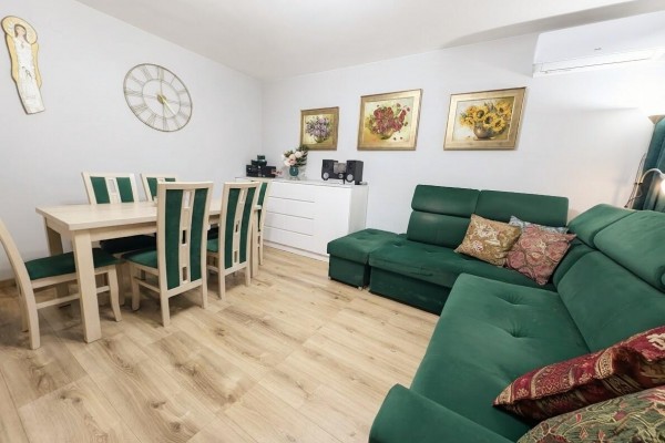 Kielce, Czarn&oacute;w, B. Chrobrego, Mieszkanie 2-pokoje po remoncie | 48,4 m&sup2; | Balkon z widokiem| Czarn&oacute;w
